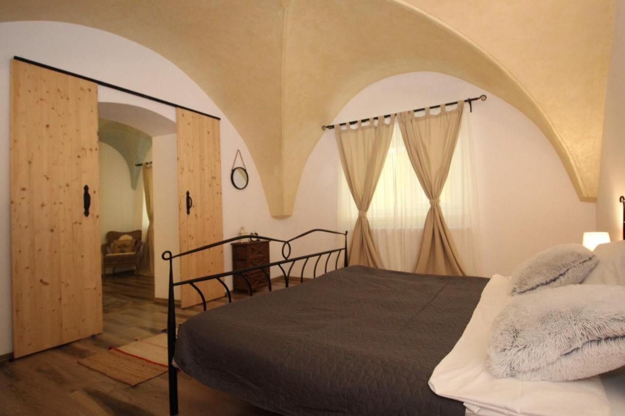 Gothic Apartment *