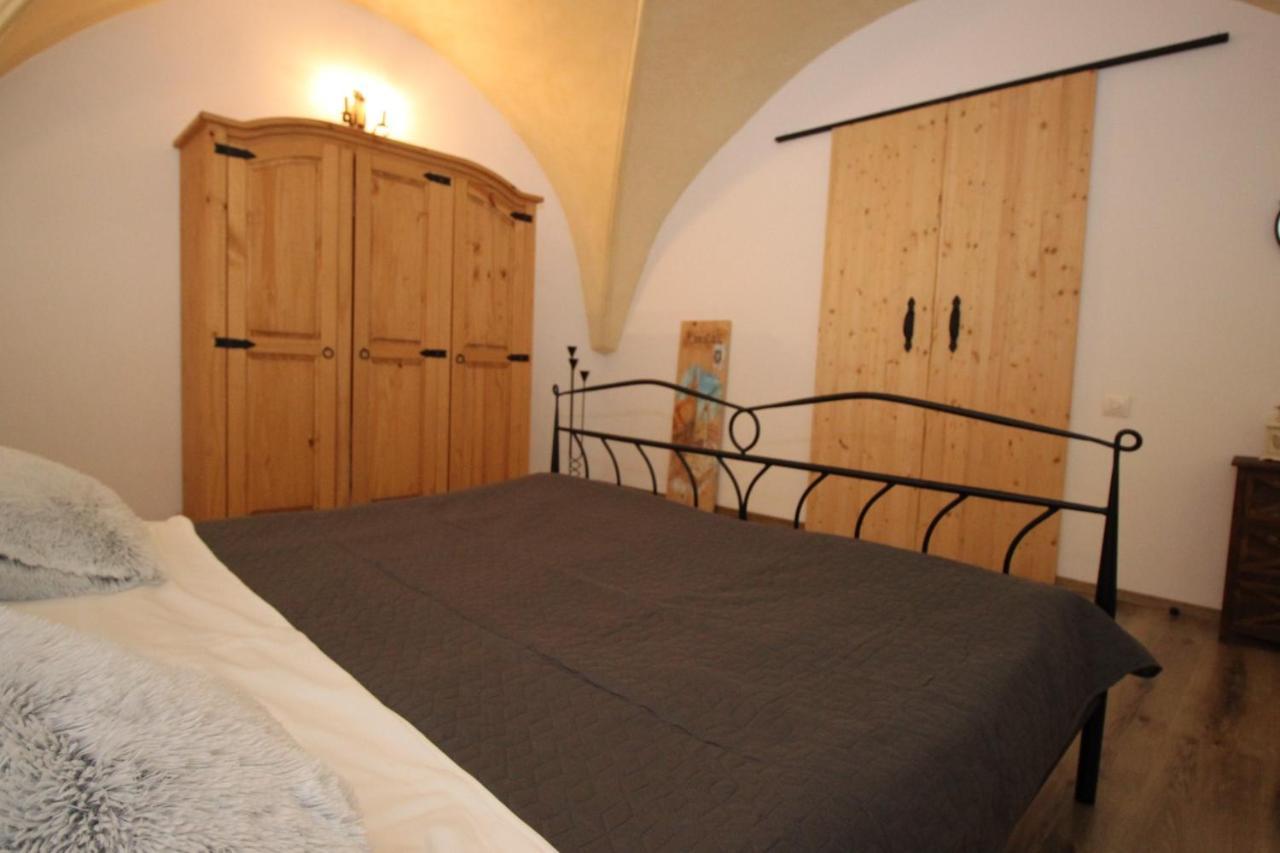 Gothic Apartment *